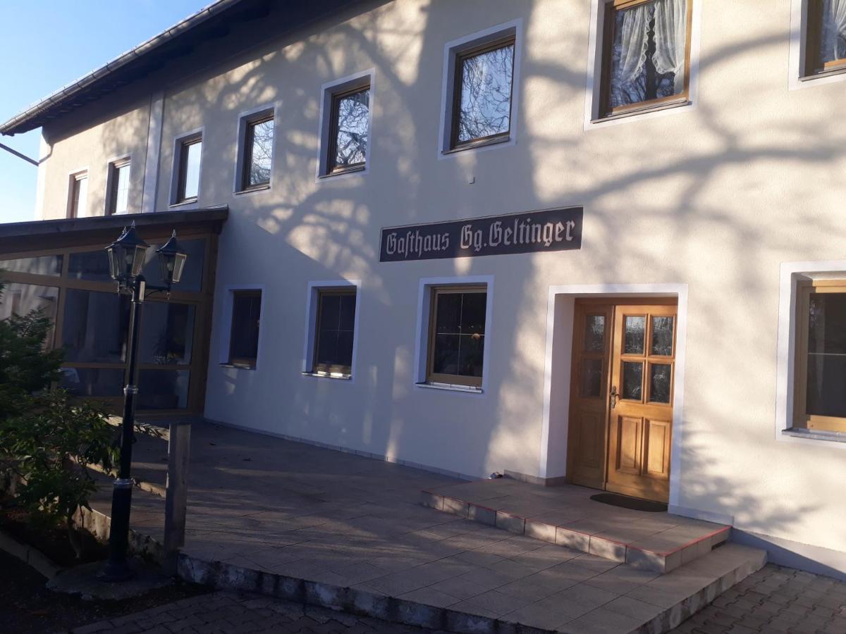 Готель Landgasthof Geltinger Adlkofen Екстер'єр фото